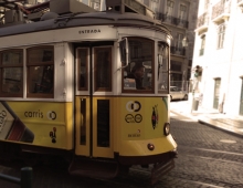 yellow tram 2 - Piotr Smogór